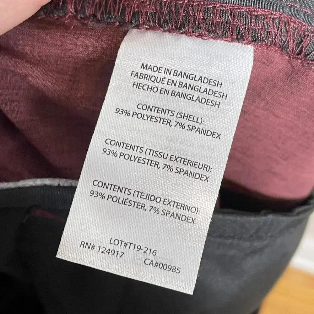 NWT TRUNKS Multi-Functional Stretch Quick Dry Shorts Men’s Size 30 Burgundy